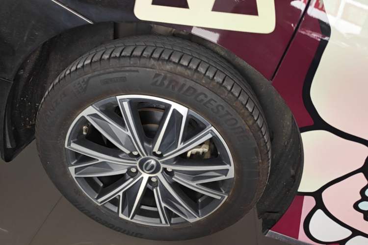 Used GAC Trumpchi M8 2024 Master Series 400T Prestige Edition Right Rear Wheel Hub