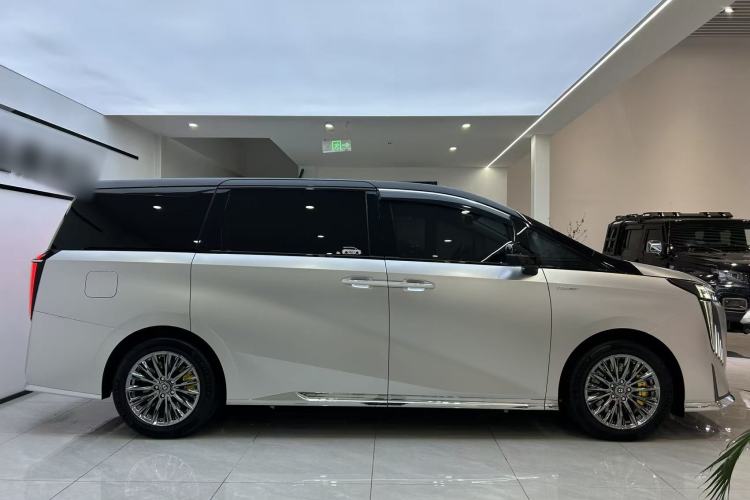 Used GAC Trumpchi M8 2024 Master Series 400T Ultimate Edition Exterior 3