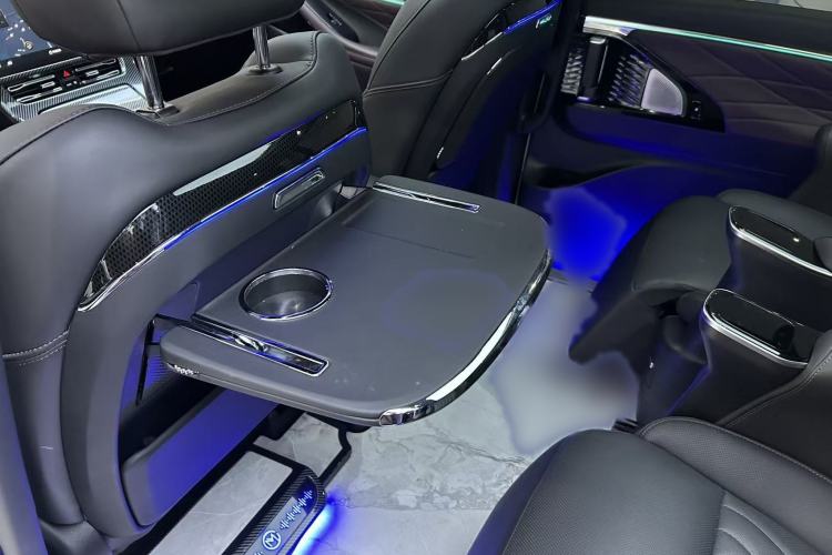 Used GAC Trumpchi M8 2024 Master Series 400T Ultimate Edition Interior 9