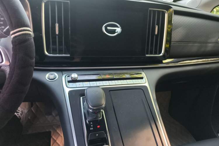 Used GAC Trumpchi M8 2024 Lingxiu Series 390T Deluxe Edition Audio And AC Panel