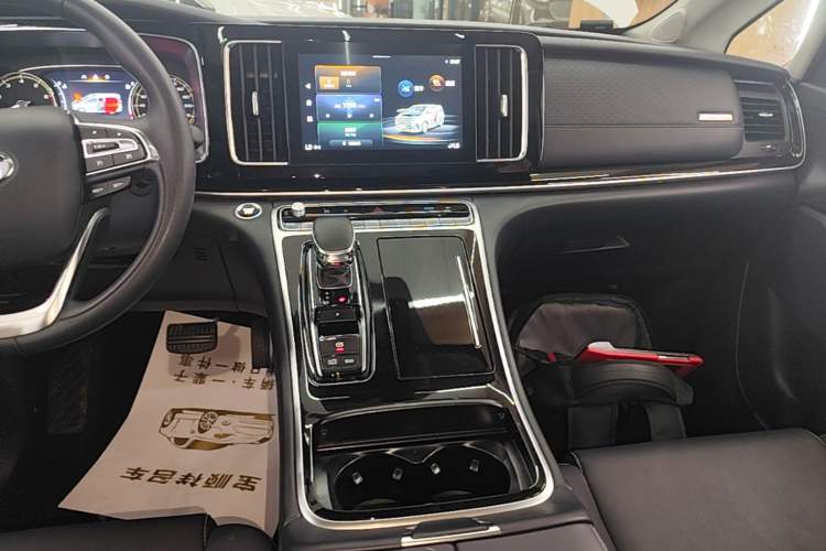 Used GAC Trumpchi M8 2024 Lingxiu Series 390T Luxury Edition Audio And AC Panel