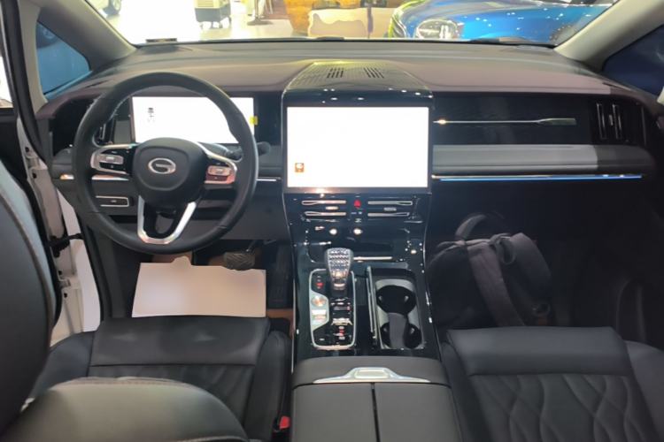 Used GAC Trumpchi M8 2024 Master Series 400T Ultimate Edition Center Console