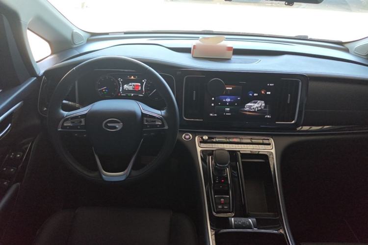 Used GAC Trumpchi M8 2024 Lingxiu Series 390T Deluxe Edition Center Console