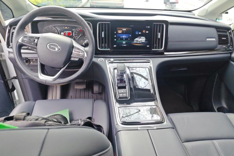 Used GAC Trumpchi M8 2024 Lingxiu Series 390T Deluxe Edition Center Console