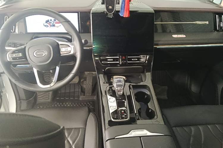 Used GAC Trumpchi M8 2024 Master Series 400T Ultimate Edition Center Console