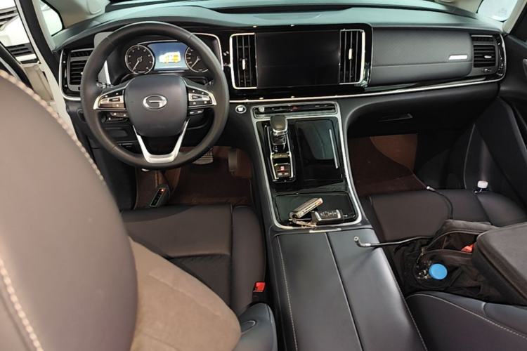 Used GAC Trumpchi M8 2024 Lingxiu Series 390T Luxury Edition Center Console