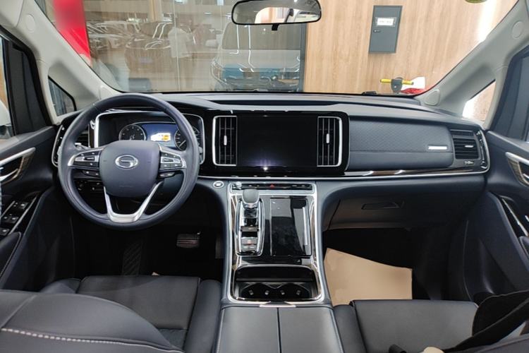 Used GAC Trumpchi M8 2024 Lingxiu Series 390T Luxury Edition Center Console
