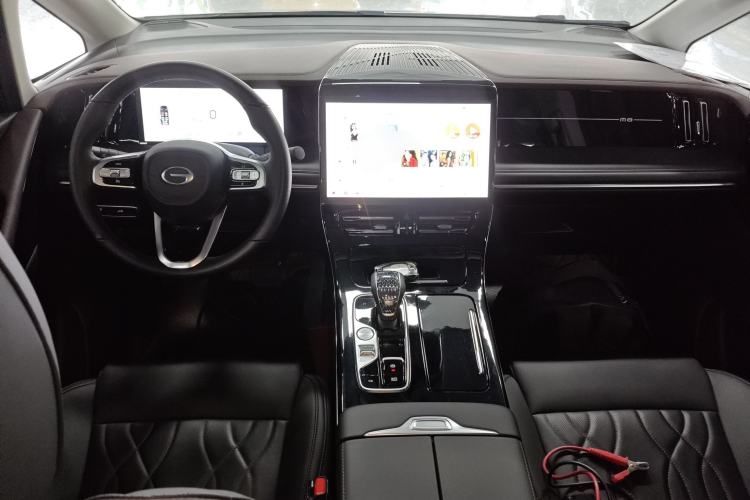Used GAC Trumpchi M8 2024 Master Series 400T Prestige Edition Center Console