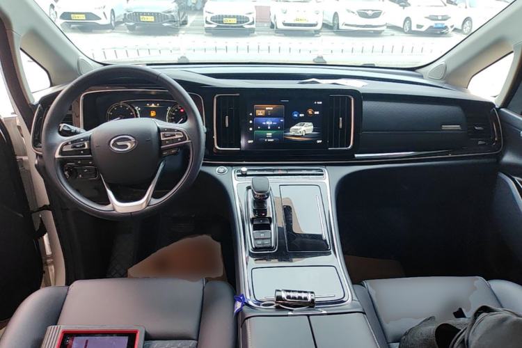Used GAC Trumpchi M8 2024 Lingxiu Series 390T Luxury Edition Center Console