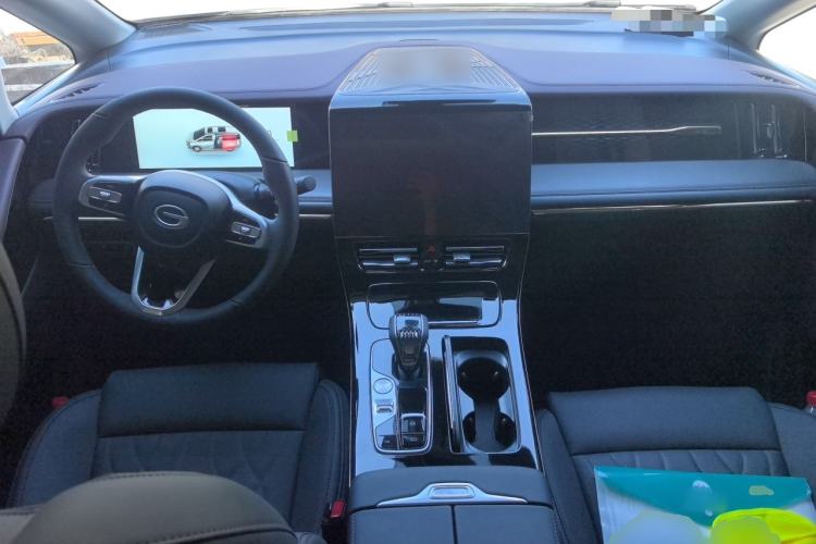Used GAC Trumpchi M8 2024 Master Series Super Hybrid Edition Center Console