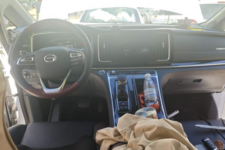 Used GAC Trumpchi M8 2024 Lingxiu Series 390T Luxury Edition Center Console
