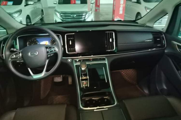 Used GAC Trumpchi M8 2024 Lingxiu Series 390T Luxury Edition Center Console