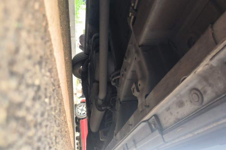 Used GAC Trumpchi M8 2024 Master Series 400T Prestige Edition Chassis Front Left