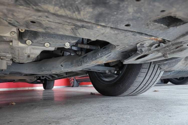 Used GAC Trumpchi M8 2024 Master Series 400T Prestige Edition Chassis Front Left