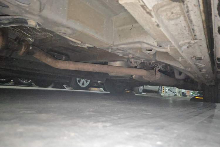 Used GAC Trumpchi M8 2024 Master Series 400T Prestige Edition Chassis Front Left