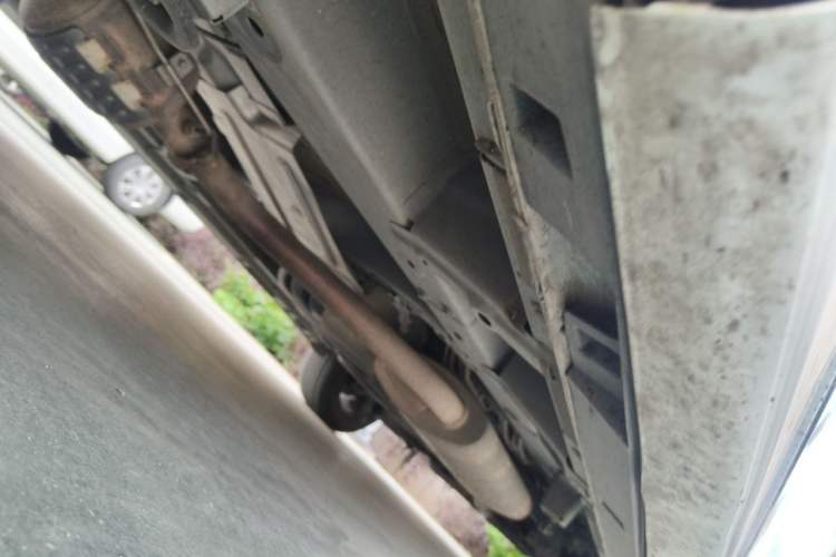 Used GAC Trumpchi M8 2024 Lingxiu Series 390T Deluxe Edition Chassis Front Left