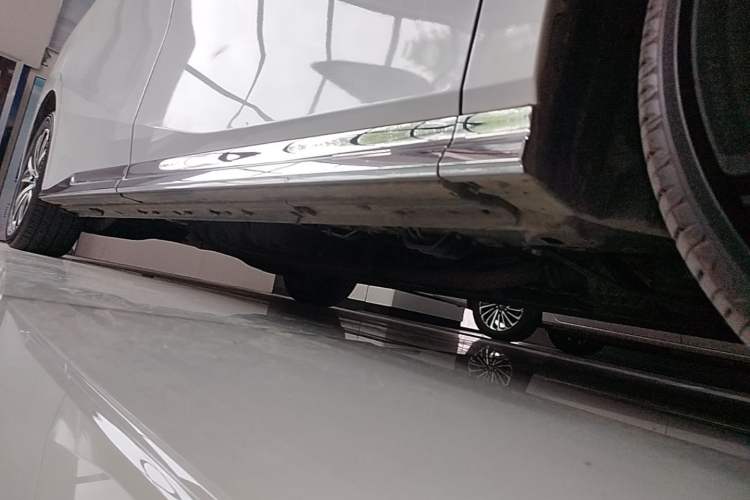 Used GAC Trumpchi M8 2024 Master Series 400T Ultimate Edition Chassis Front Right