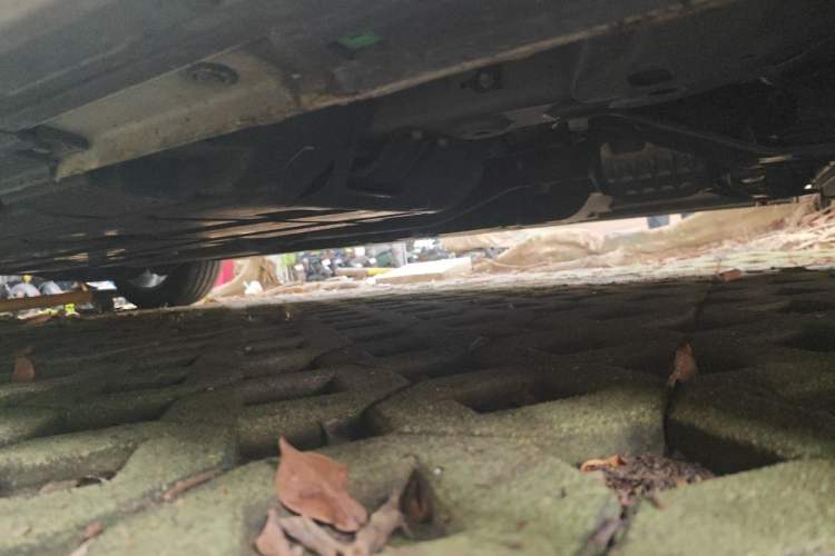 Used GAC Trumpchi M8 2024 Zongshi Series 400T Pioneer Edition Chassis Front Right