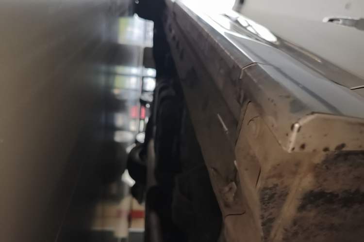Used GAC Trumpchi M8 2024 Zongshi Series 400T Ultimate Edition Chassis Front Right