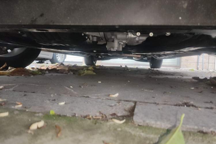 Used GAC Trumpchi M8 2024 Master Series 400T Prestige Edition Chassis Front