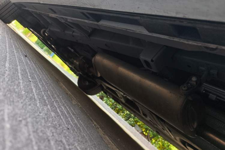 Used GAC Trumpchi M8 2024 Lingxiu Series 390T Deluxe Edition Chassis Rear Left