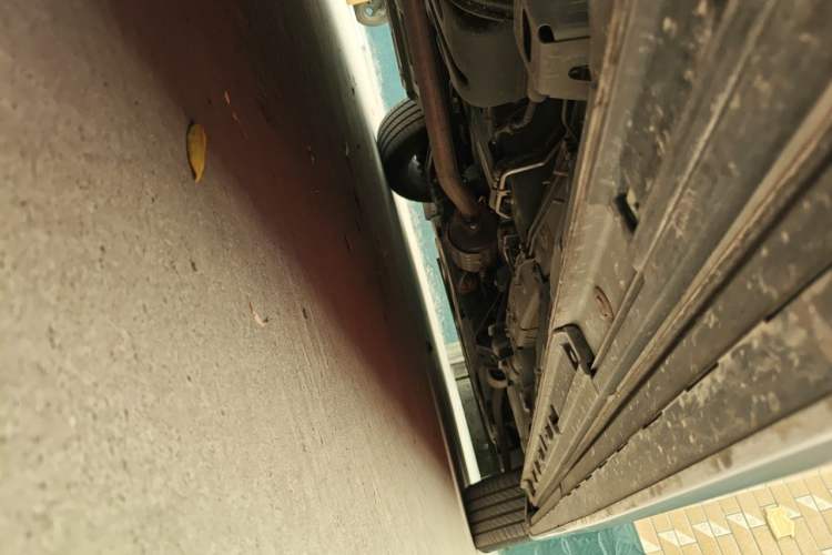Used GAC Trumpchi M8 2024 Zongshi Series 400T Ultimate Edition Chassis Rear Right