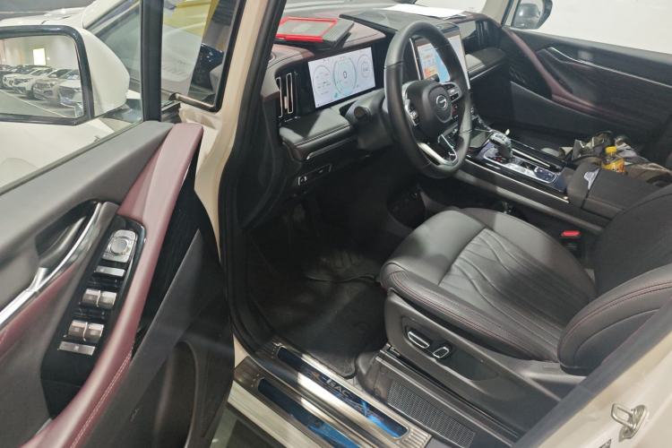 Used GAC Trumpchi M8 2024 Master Series 400T Prestige Edition Driver Seat
