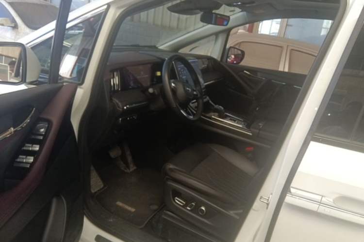 Used GAC Trumpchi M8 2024 Master Series Super Hybrid Edition Driver Seat