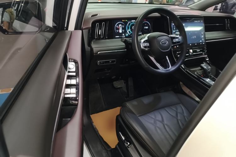 Used GAC Trumpchi M8 2024 Master Series 400T Prestige Edition Driver Seat