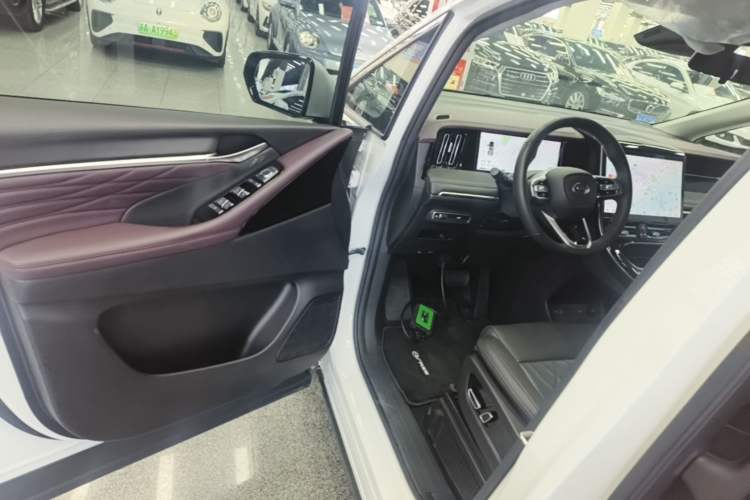 Used GAC Trumpchi M8 2024 Master Series 400T Prestige Edition Driver Seat
