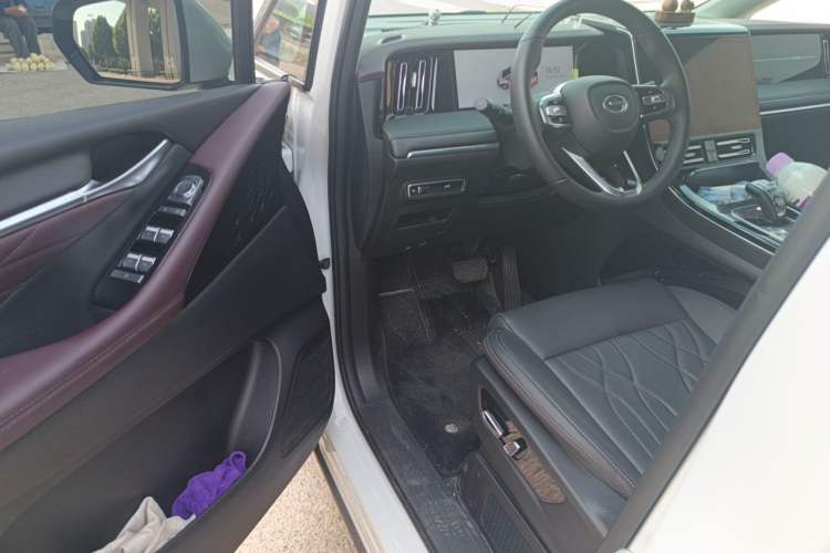 Used GAC Trumpchi M8 2024 Master Series 400T Prestige Edition Driver Seat