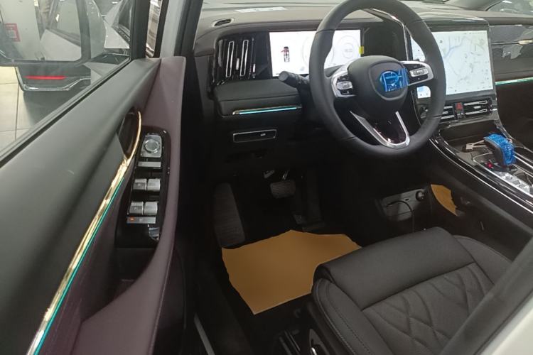 Used GAC Trumpchi M8 2024 Master Series 400T Ultimate Edition Driver Seat