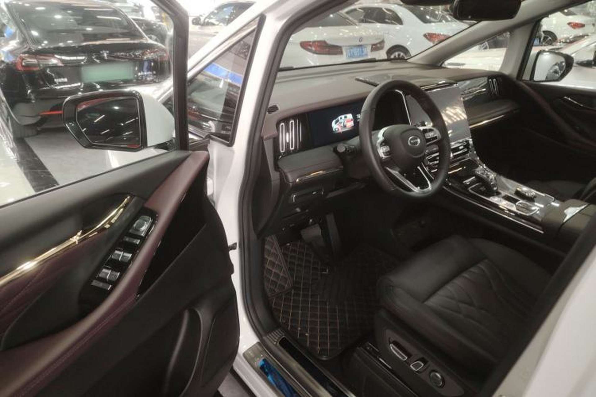 Used GAC Trumpchi M8 2024 Master Series 400T Ultimate Edition Driver Seat