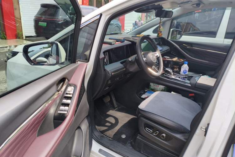 Used GAC Trumpchi M8 2024 Master Series 400T Ultimate Edition Driver Seat