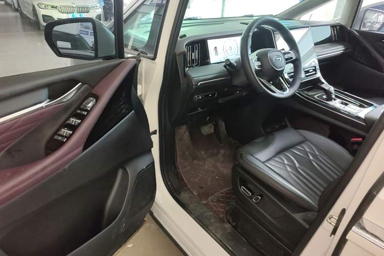 Used GAC Trumpchi M8 2024 Master Series 400T Prestige Edition Driver Seat