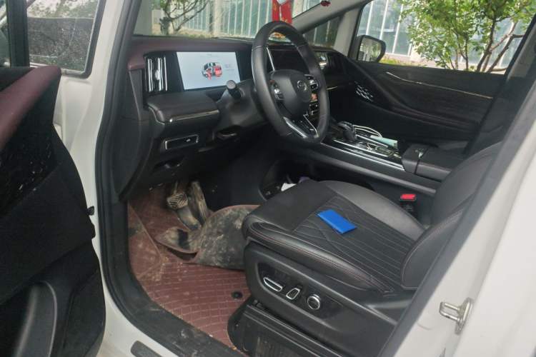 Used GAC Trumpchi M8 2024 Master Series 400T Ultimate Edition Driver Seat