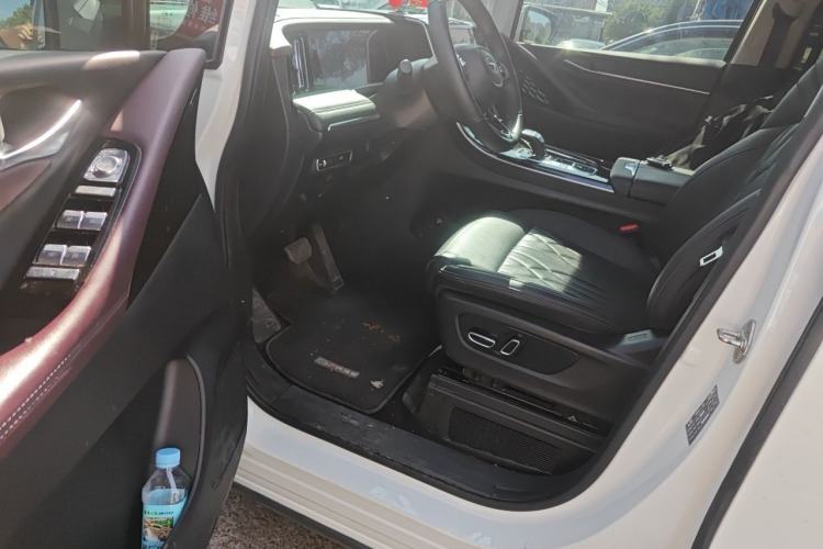 Used GAC Trumpchi M8 2024 Master Series 400T Prestige Edition Driver Seat