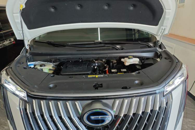 Used GAC Trumpchi M8 2024 Master Series Super Hybrid Edition Engine Bay