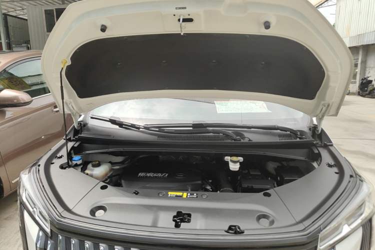 Used GAC Trumpchi M8 2024 Master Series 400T Prestige Edition Engine Bay