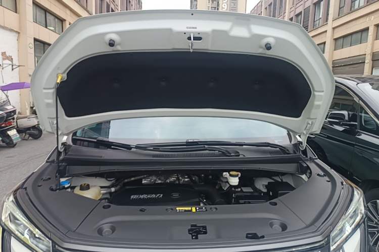 Used GAC Trumpchi M8 2024 Master Series 400T Ultimate Edition Engine Bay