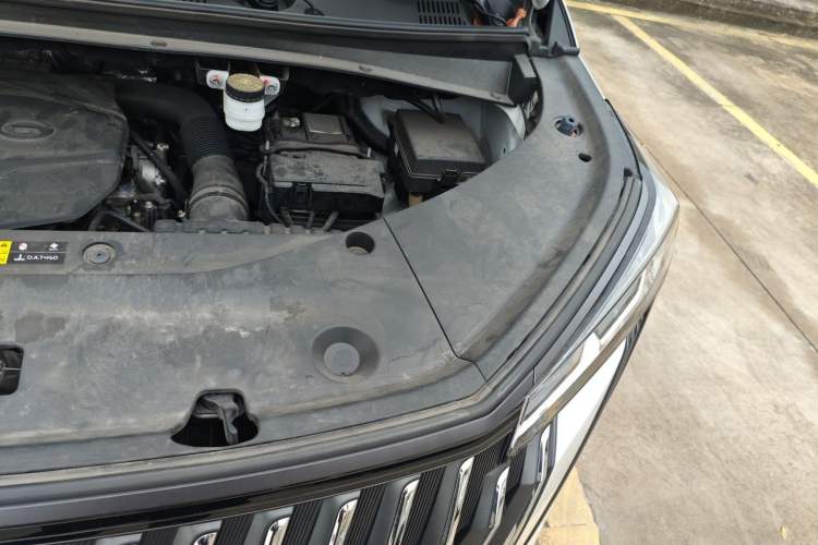 Used GAC Trumpchi M8 2024 Master Series 400T Prestige Edition Engine Bay Left