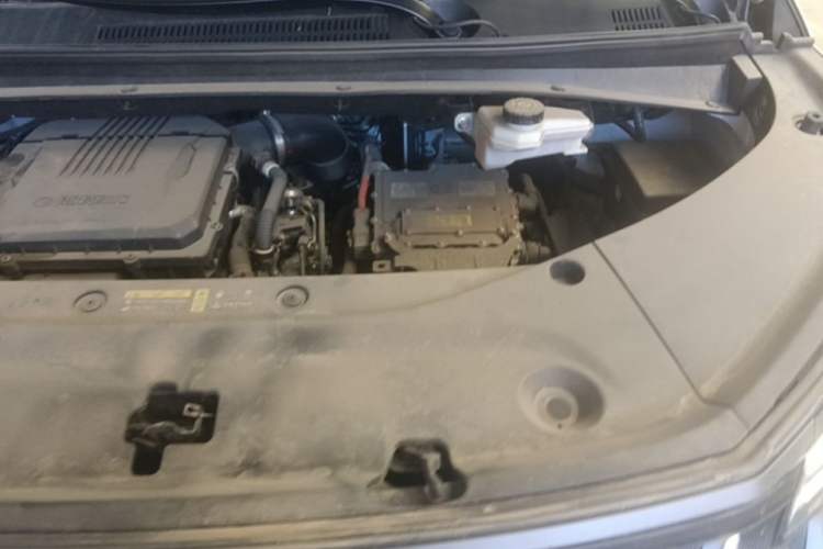 Used GAC Trumpchi M8 2024 Master Series Super Hybrid Edition Engine Bay Left