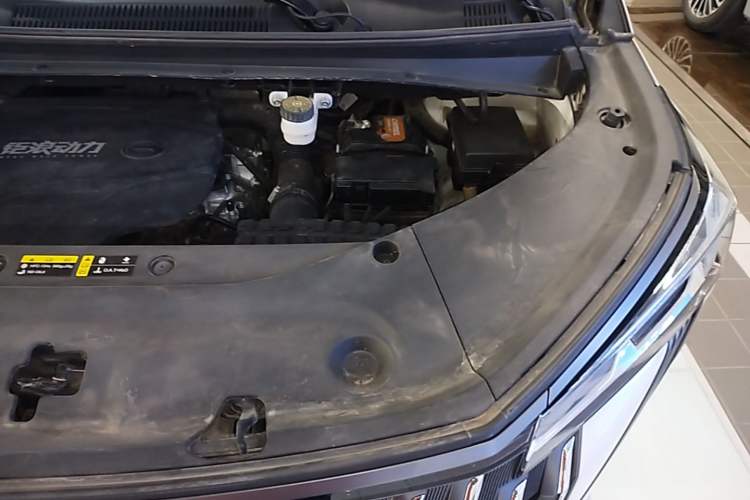 Used GAC Trumpchi M8 2024 Master Series 400T Ultimate Edition Engine Bay Left