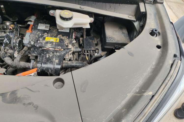 Used GAC Trumpchi M8 2024 Master Series Super Hybrid Edition Engine Bay Left