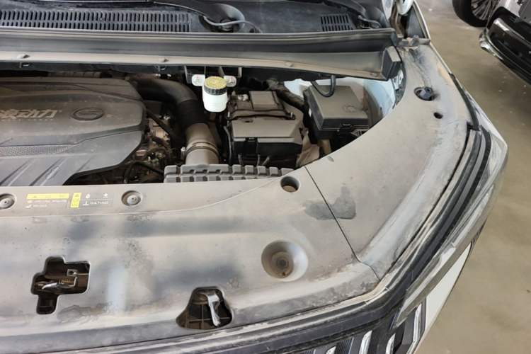 Used GAC Trumpchi M8 2024 Master Series 400T Prestige Edition Engine Bay Left