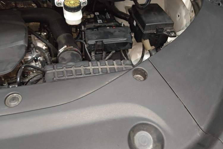 Used GAC Trumpchi M8 2024 Zongshi Series 400T Pioneer Edition Engine Bay Left
