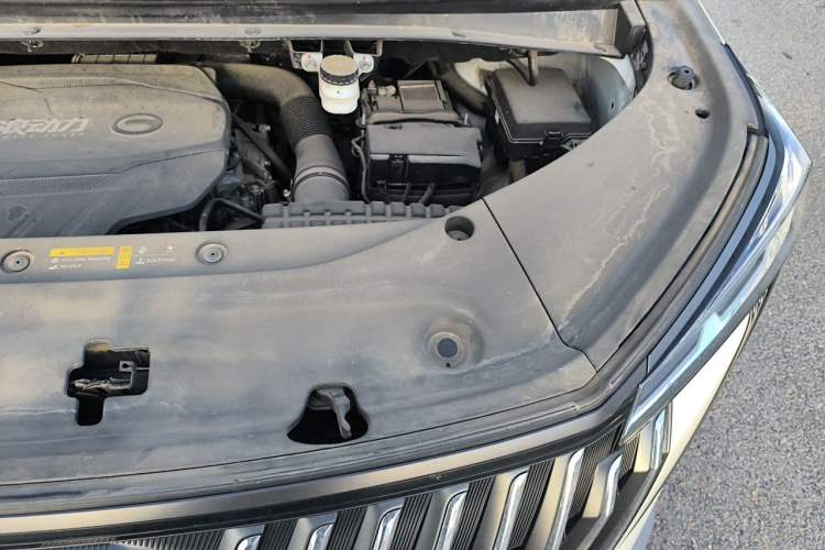 Used GAC Trumpchi M8 2024 Master Series 400T Prestige Edition Engine Bay Left