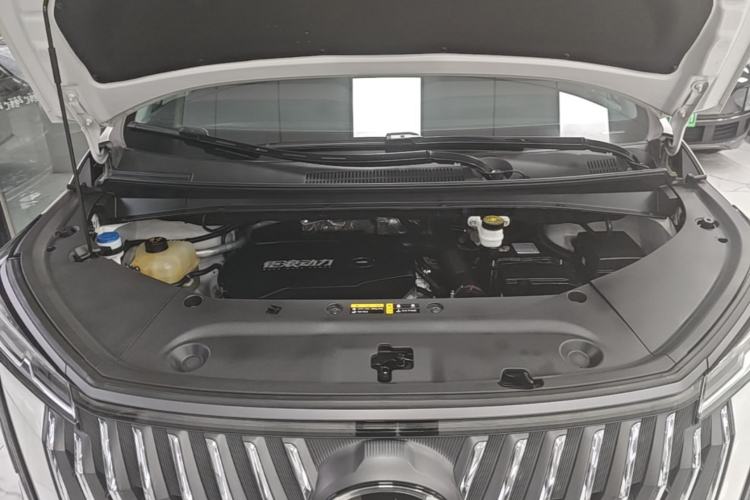 Used GAC Trumpchi M8 2024 Master Series 400T Ultimate Edition Engine Bay