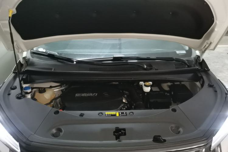 Used GAC Trumpchi M8 2024 Master Series 400T Prestige Edition Engine Bay