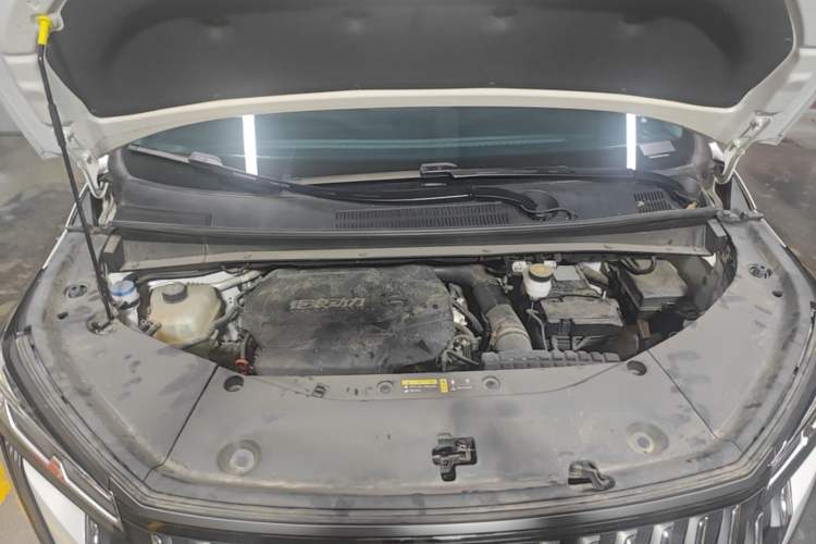 Used GAC Trumpchi M8 2024 Master Series 400T Ultimate Edition Engine Bay